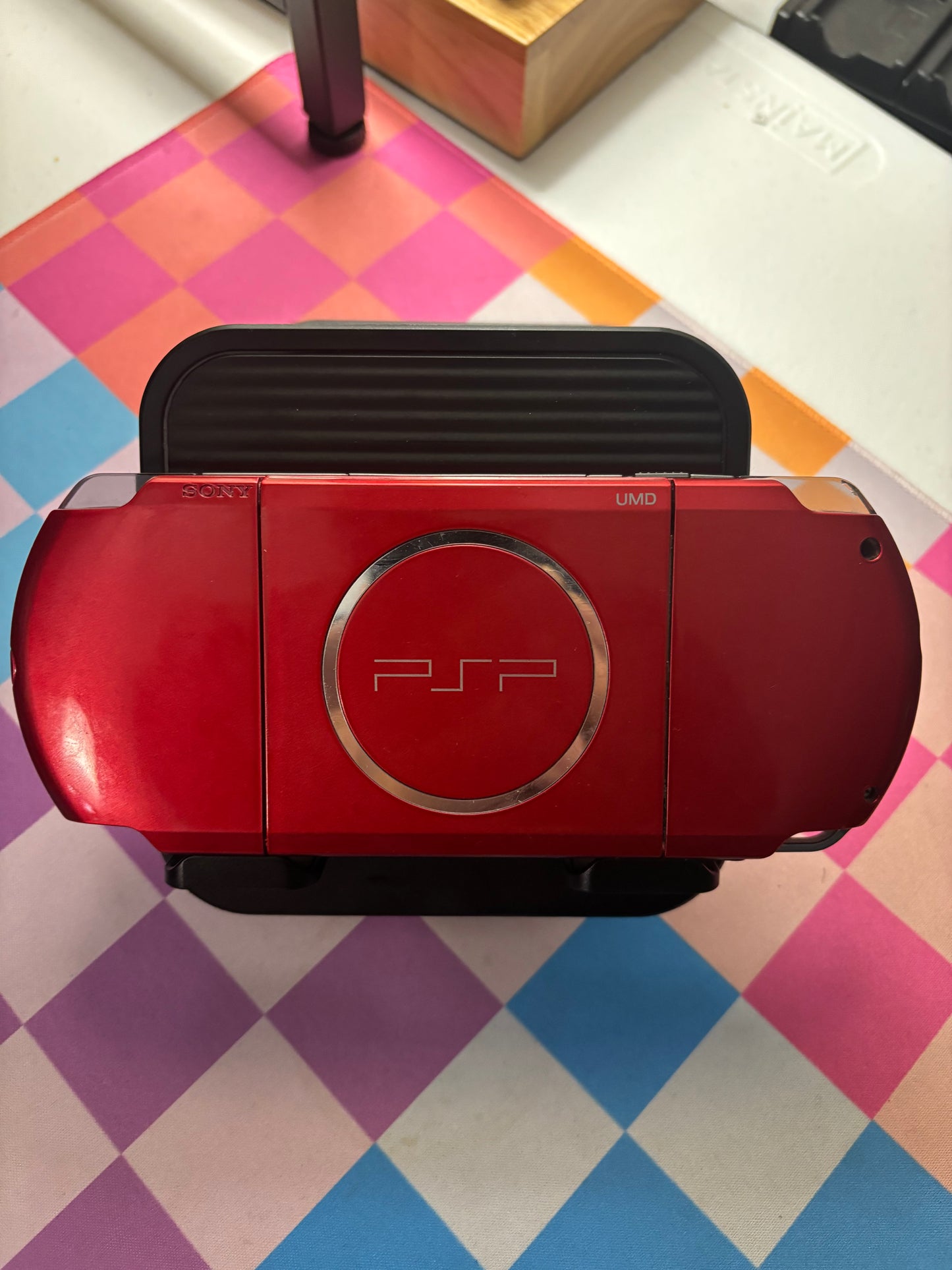 Vibrant Red/Black 3000 Console